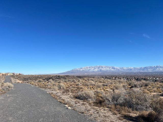 6315 Vista Del Prado Road NW, Albuquerque, NM 87120