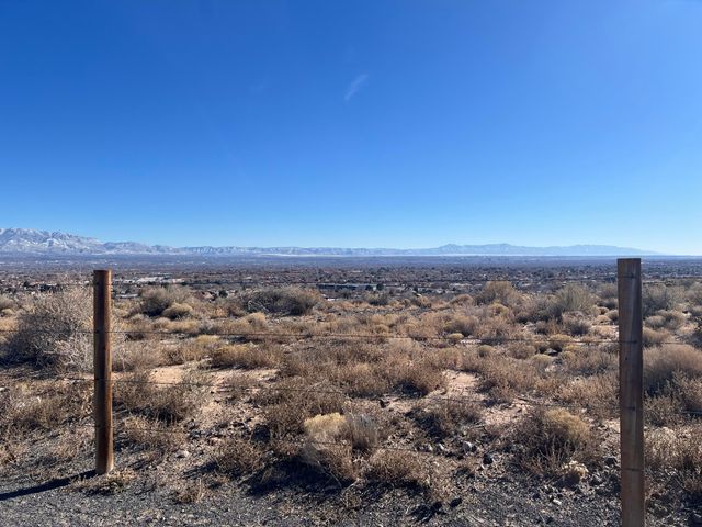 6315 Vista Del Prado Road NW, Albuquerque, NM 87120