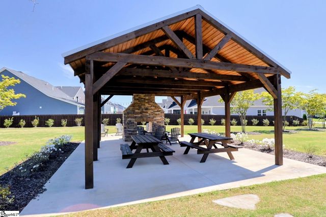 634 Lady Fern Drive, Woodruff, SC 29388