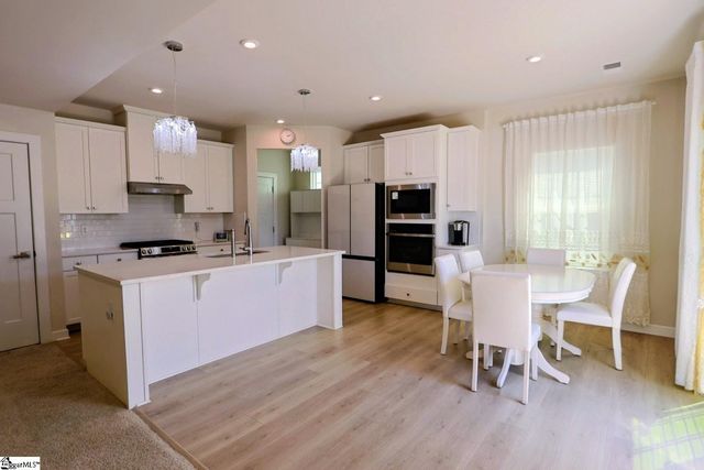 634 Lady Fern Drive, Woodruff, SC 29388