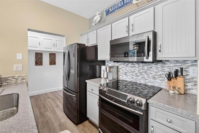 10764 70TH AVENUE 5104, Seminole, FL 33772