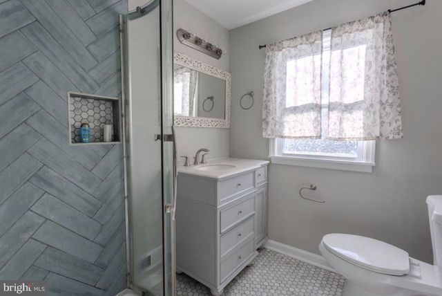 274 N BROADWAY, Pennsville, NJ 08070