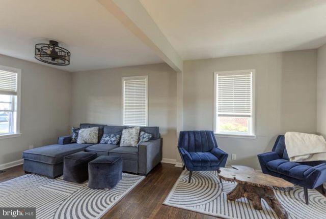 274 N BROADWAY, Pennsville, NJ 08070