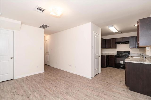 12727 Veterans Ranch Road, Houston, TX 77014