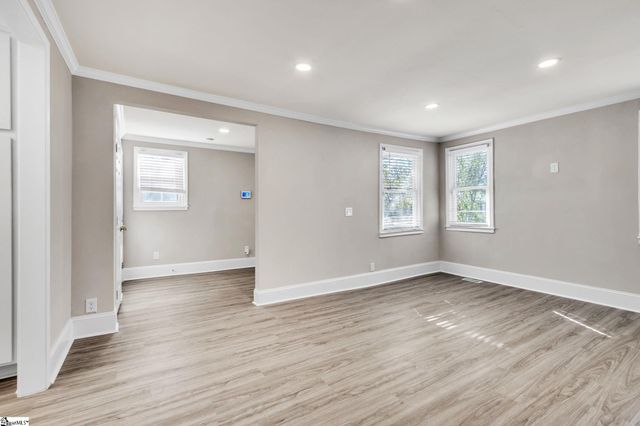 25 Celand Street, Greenville, SC 29607