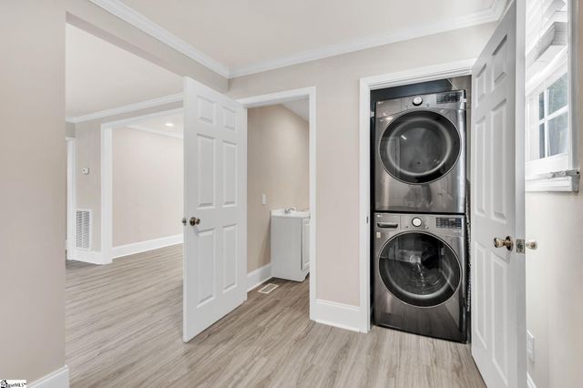 25 Celand Street, Greenville, SC 29607