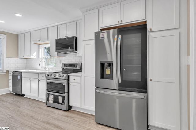 25 Celand Street, Greenville, SC 29607