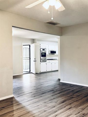 2021 N Draper Avenue, Choctaw, OK 73020