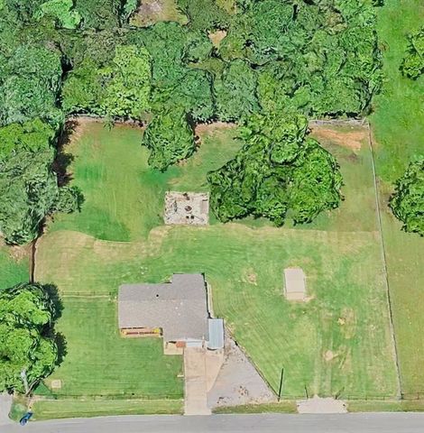 2021 N Draper Avenue, Choctaw, OK 73020