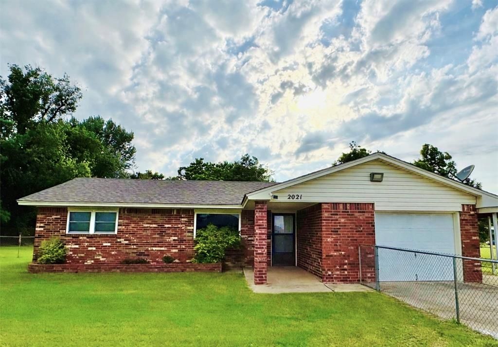 2021 N Draper Avenue, Choctaw, OK 73020
