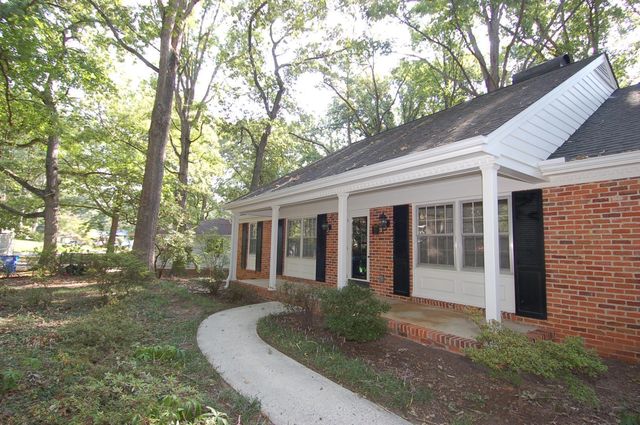 5400 Emerson Drive, Raleigh, NC 27609