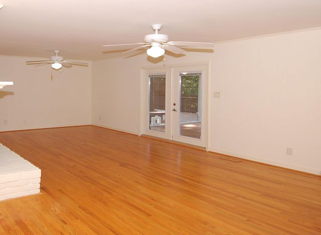 5400 Emerson Drive, Raleigh, NC 27609