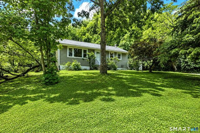 49 Brookdale Road, Seymour, CT 06483