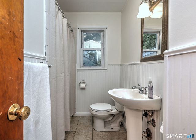 49 Brookdale Road, Seymour, CT 06483