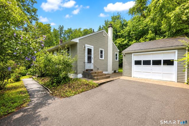 49 Brookdale Road, Seymour, CT 06483