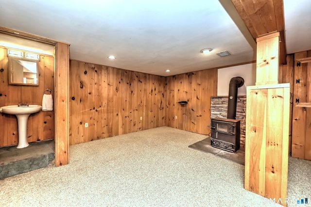49 Brookdale Road, Seymour, CT 06483