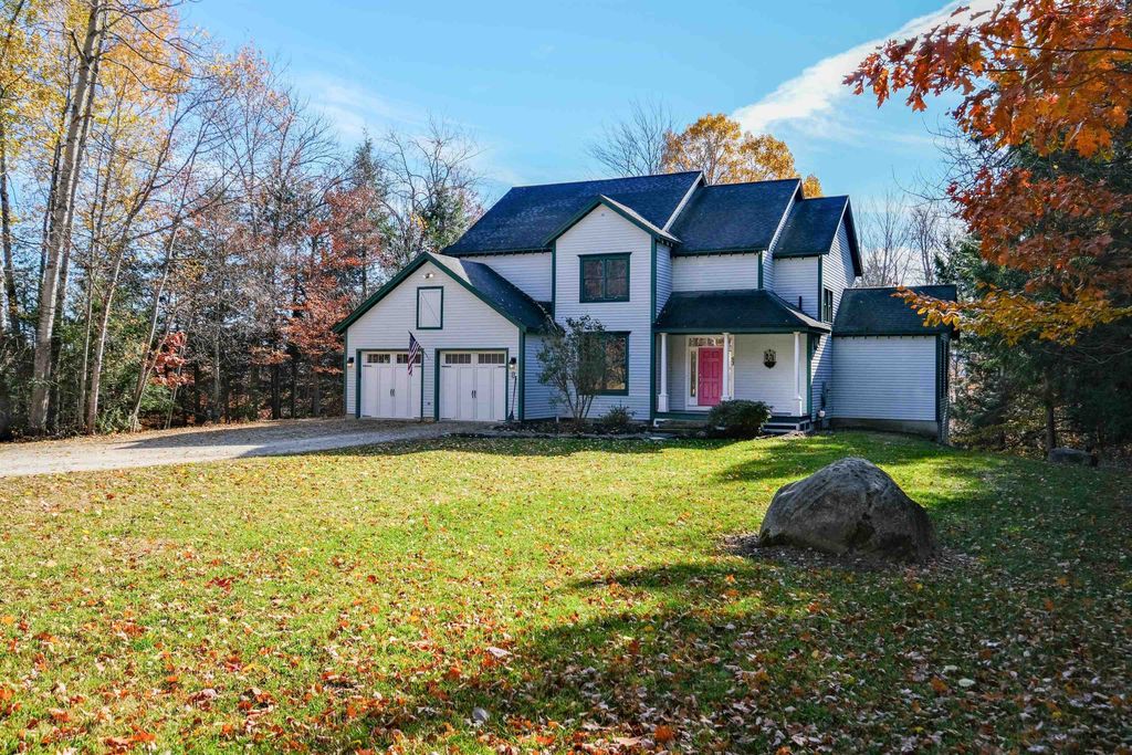 53 Ponus Road, Ludlow, VT 05149