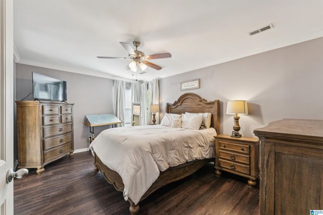 150 VILLAGE SPRINGS COVE, Springville, AL 35146