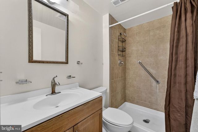 52-52A LEEDS CT, Warrenton, VA 20186