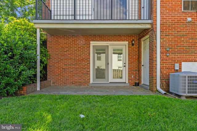 52-52A LEEDS CT, Warrenton, VA 20186