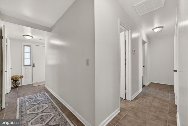 52-52A LEEDS CT, Warrenton, VA 20186