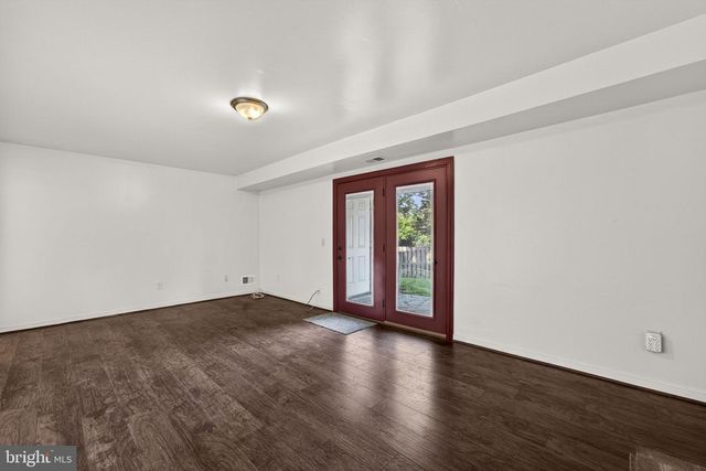 52-52A LEEDS CT, Warrenton, VA 20186