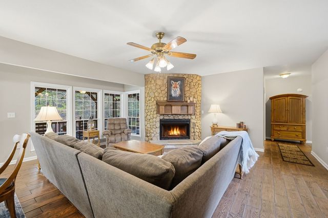 434 Lemmon Drive, Ellijay, GA 30540