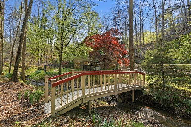 434 Lemmon Drive, Ellijay, GA 30540