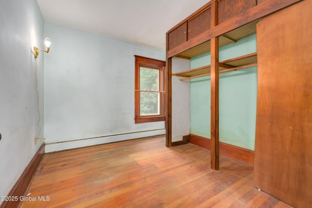 3712 Consaul Road, Niskayuna, NY 12304