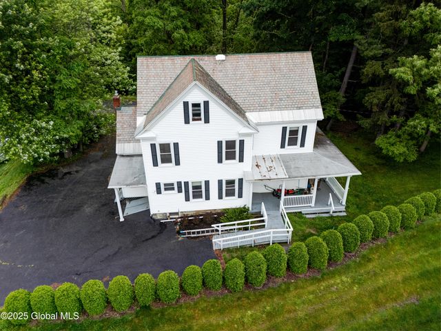 3712 Consaul Road, Niskayuna, NY 12304