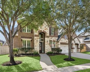 5514 Caspian Falls Lane, Fulshear, TX 77441