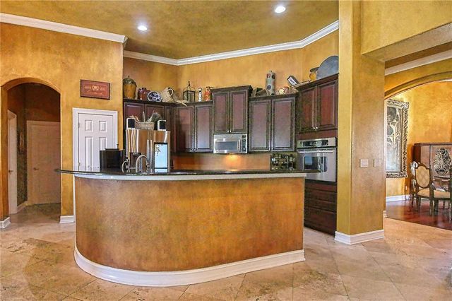 110 PORTOFINO DRIVE, North Venice, FL 34275