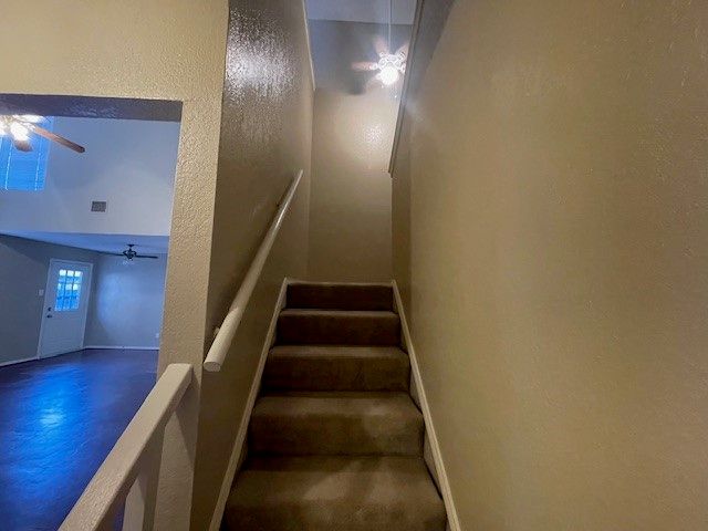 1226 W Hudgins Street, Grapevine, TX 76051