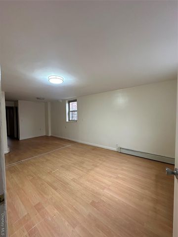 150-21 61st Road, Kew Garden Hills, NY 11367