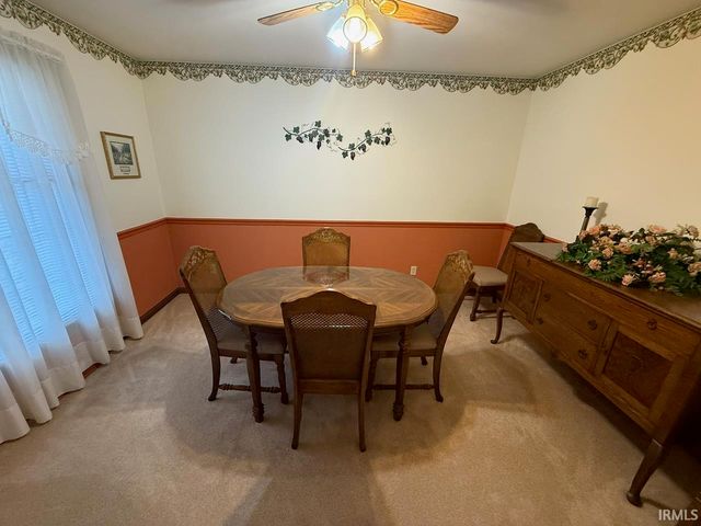 7733 Ridgemont Drive, Newburgh, IN 47630