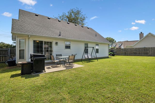 106 Pintail Ct, Murfreesboro, TN 37130