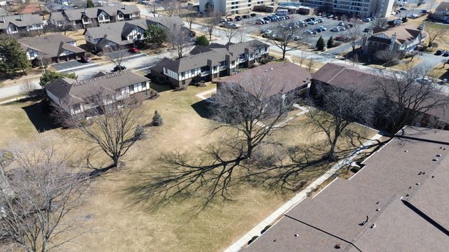 18053 Live Oak Court 1603, Tinley Park, IL 60477