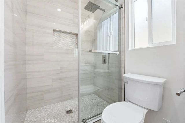 21005 Longworth, Lakewood, CA 90715