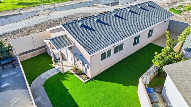 21005 Longworth, Lakewood, CA 90715