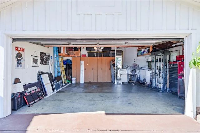 21005 Longworth, Lakewood, CA 90715