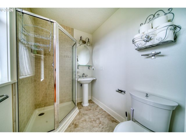 35432 SPENCE St, St Helens, OR 97051