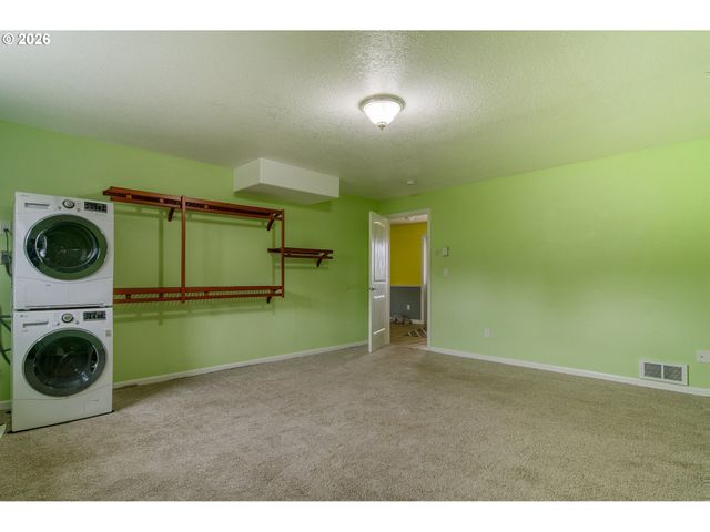 35432 SPENCE St, St Helens, OR 97051