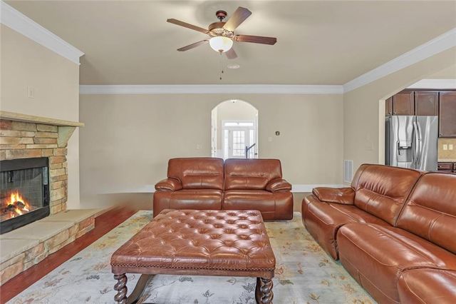 339 Oatgrass Drive, Grayson, GA 30017