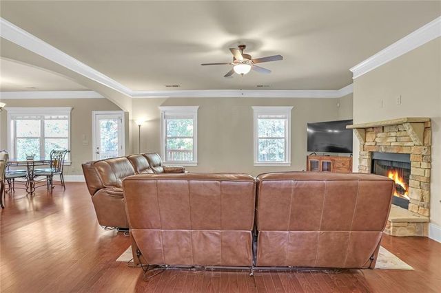 339 Oatgrass Drive, Grayson, GA 30017