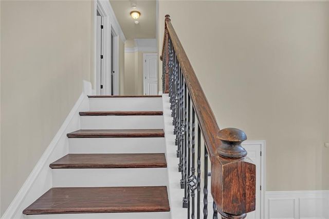 339 Oatgrass Drive, Grayson, GA 30017