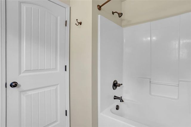 339 Oatgrass Drive, Grayson, GA 30017