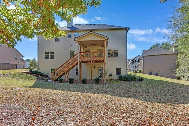 339 Oatgrass Drive, Grayson, GA 30017