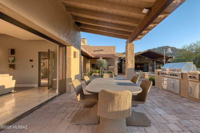 13781 N Old Ranch House Road, Marana, AZ 85658