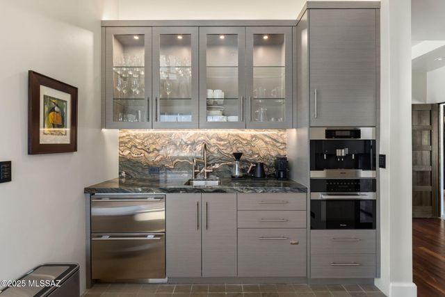 13781 N Old Ranch House Road, Marana, AZ 85658