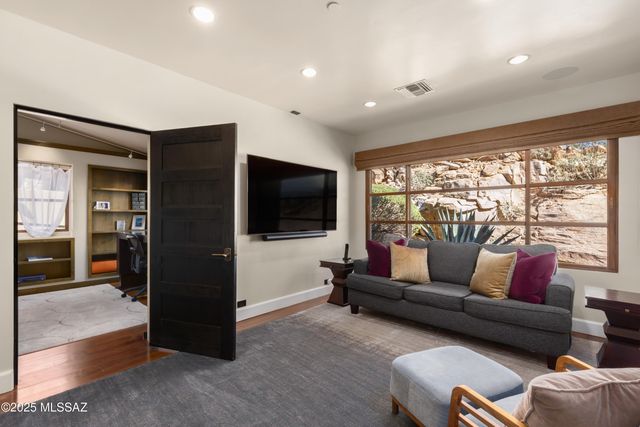 13781 N Old Ranch House Road, Marana, AZ 85658